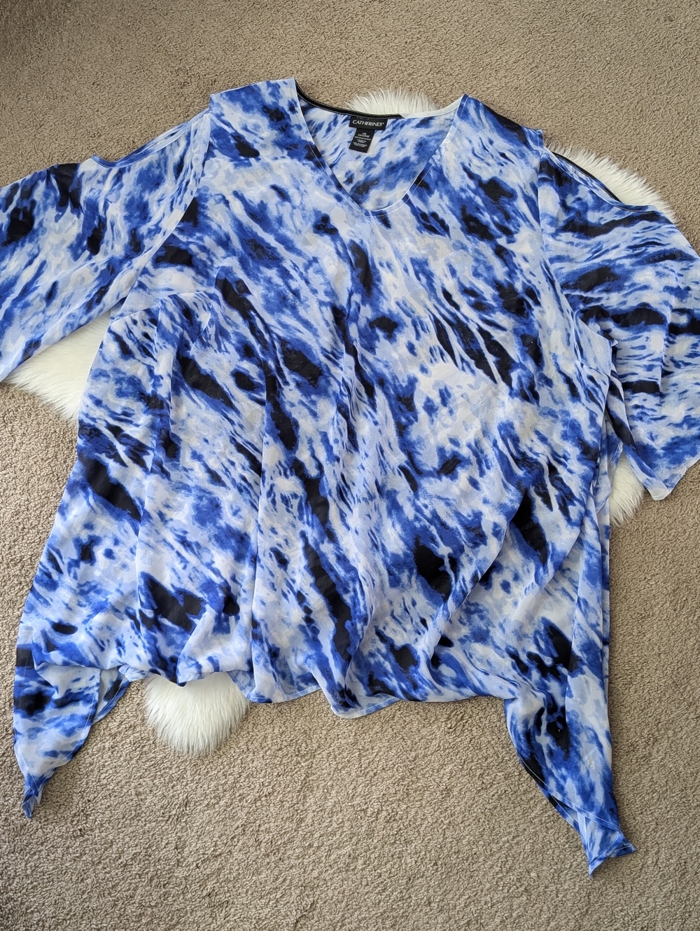 Catherine's Blue And White Tye Dye Print V-neck Cold Shoulder Top Size 2X